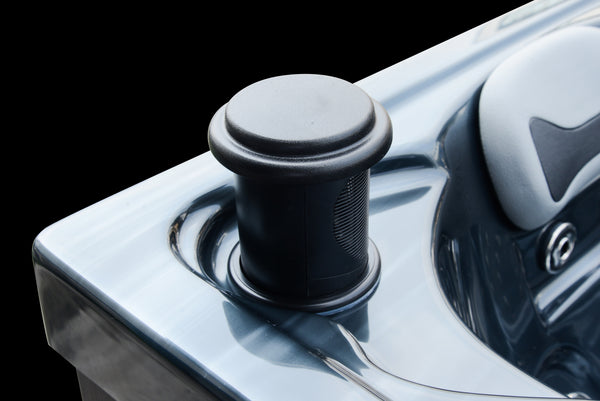 Dank des Surround Bluetooth Audio hören Sie Musik in Ihrem eigenen Whirlpool