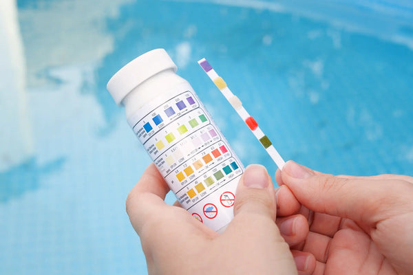 Perfekter pH-Wert im Whirlpool: So funktioniert es!