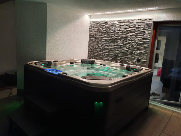 Customer G.F. Zurich