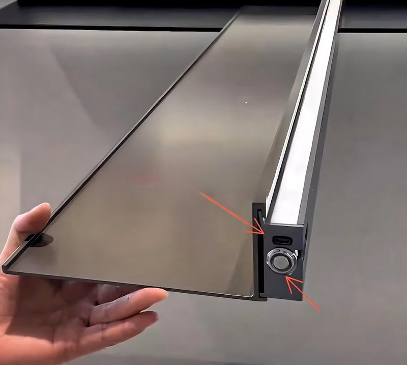 Wall shelf with integrated LED