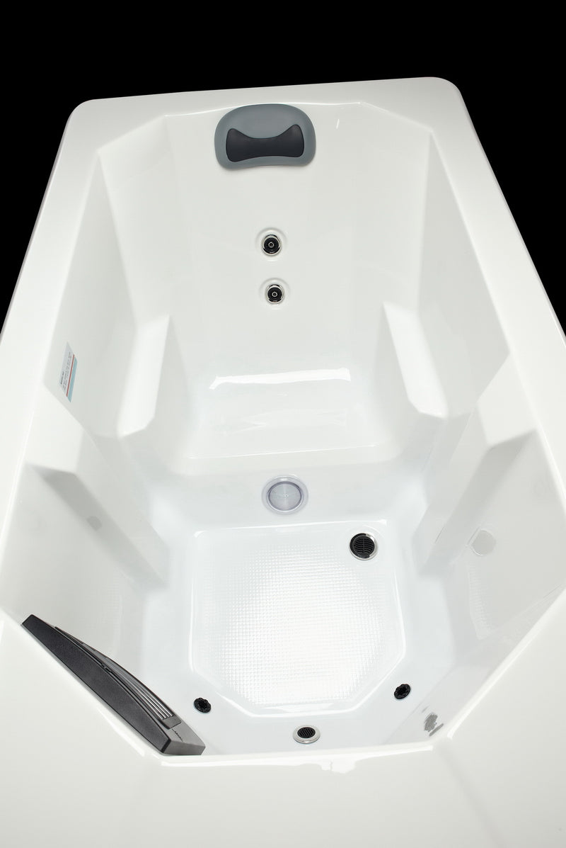 Nordiq bagno di ghiaccio idromassaggio Cold Plunge Moscow 2025 NUOVO